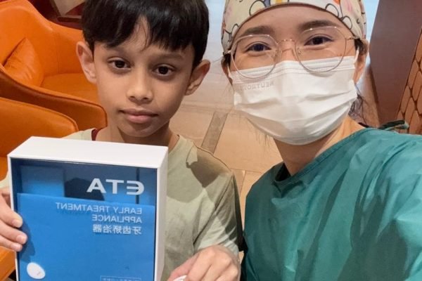 Dentist with Kid